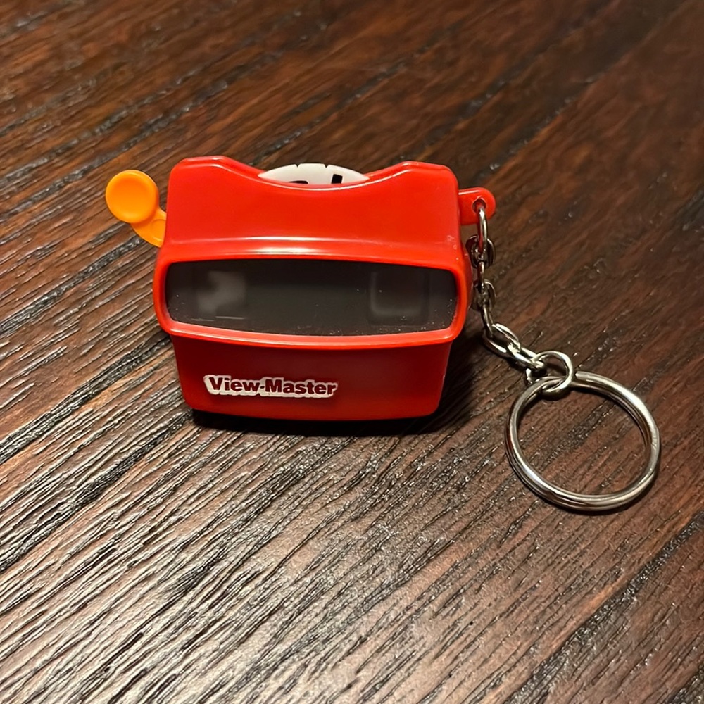 Viewmaster Keychain Mini Vintage Toy with Cartoon Reel for Kids or Nostalgia